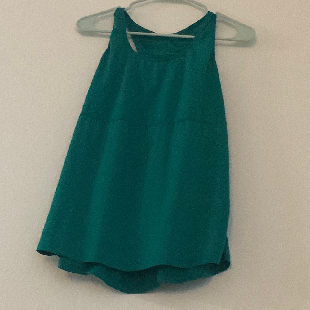 Green workout tank top